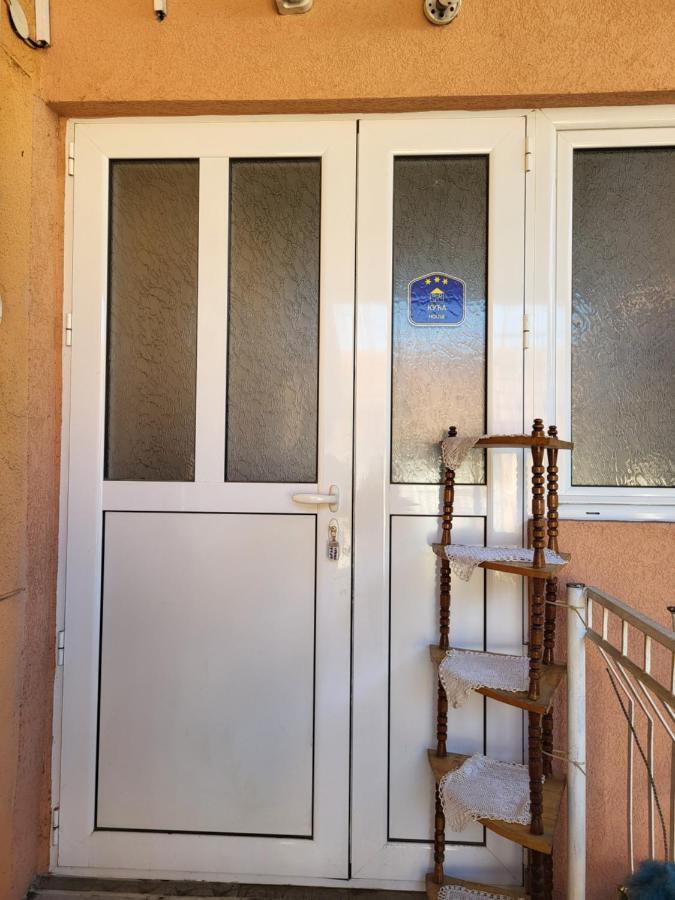 Kaza Apartment Kladovo Eksteriør billede