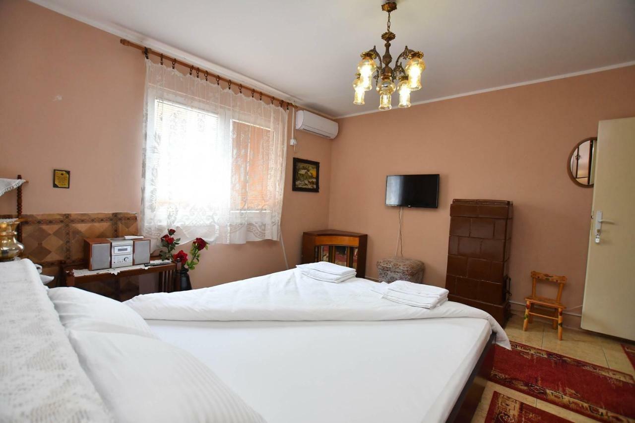 Kaza Apartment Kladovo Eksteriør billede