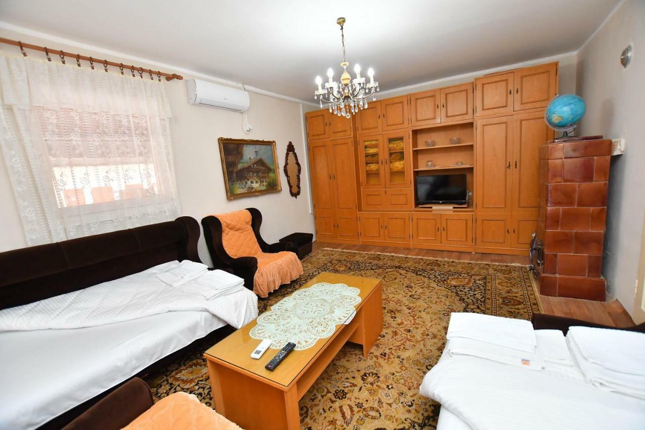 Kaza Apartment Kladovo Eksteriør billede